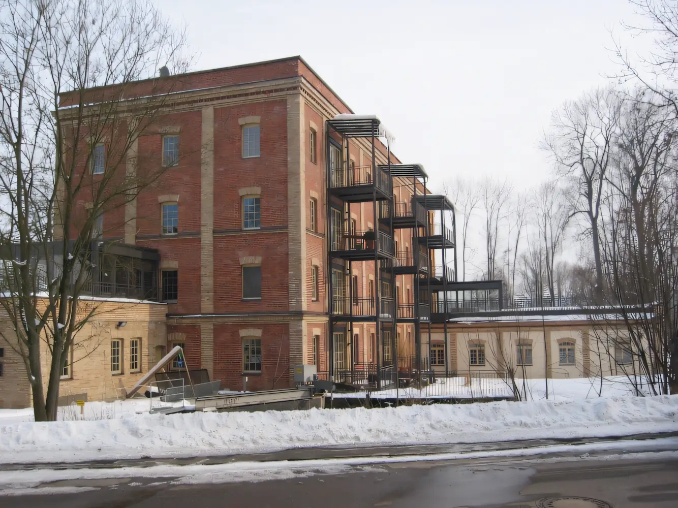 Denkmalschutzfenster trifft Moderne